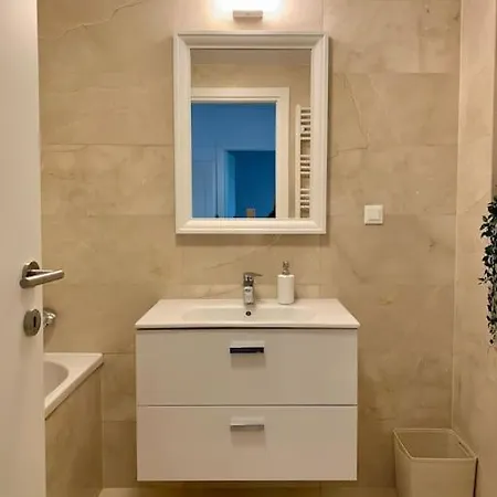 Apartament De Lux, Complet Nou, Central Апартаменти